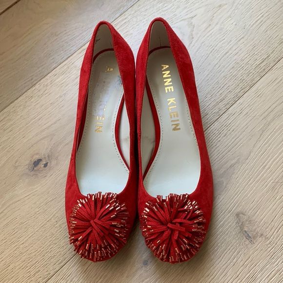 Anne Klein red suede pumps